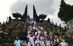 Pura Besakih dan manajemen bagi cikal bakal Hindu Dharma di Bali